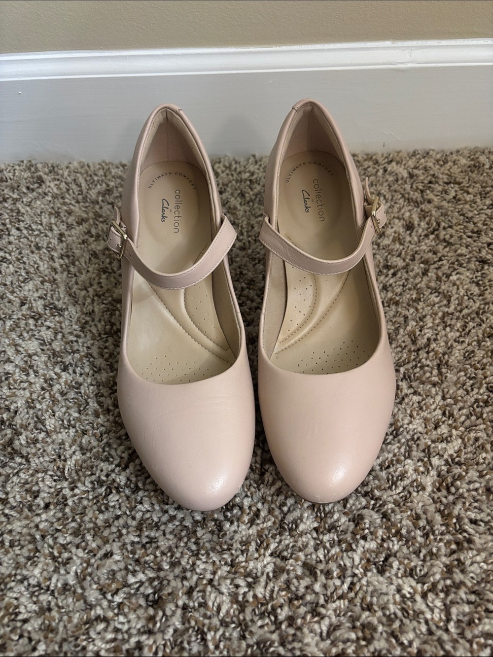 Clarks Blush Mary Jane Heels with Buckle Strap